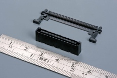 0.5 pitch 連接器部品